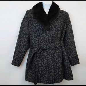 🐾Ava & Liv Black Animal Print wool blend coat